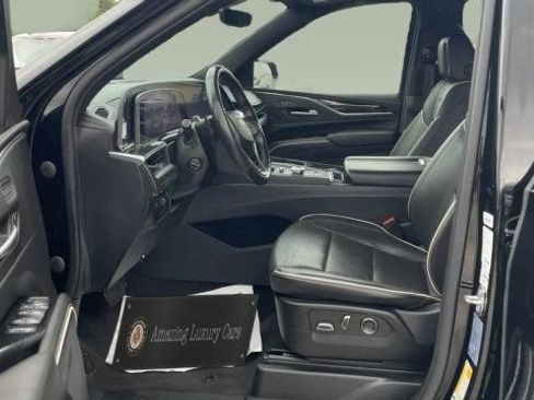 Used 2023 Cadillac Escalade Sport AWD/4WD image 12