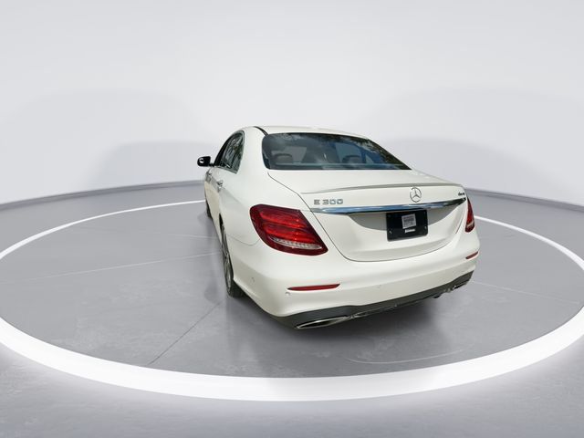 Used 2018 Mercedes-Benz E 300 4MATIC image 6