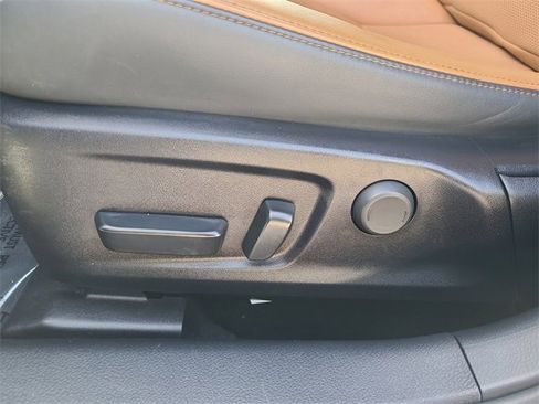 Used 2022 Lexus IS 300 300 image 23