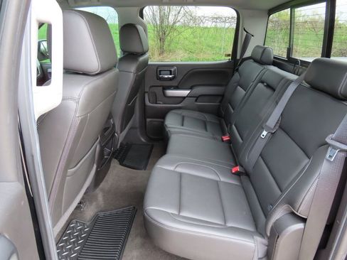 Used 2018 Chevrolet Silverado 1500 LTZ Z71 AWD/4WD image 26