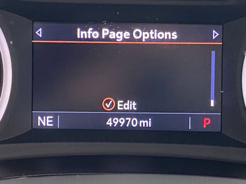 Used 2021 Chevrolet TrailBlazer ACTIV w/ Technology Package image 25