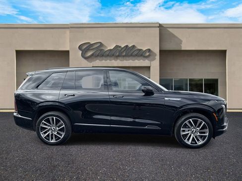 New 2026 Cadillac Vistiq Sport image 2