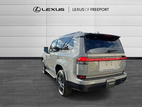 Certified 2024 Lexus GX 550 w/ Cold Area Package AWD/4WD image 6