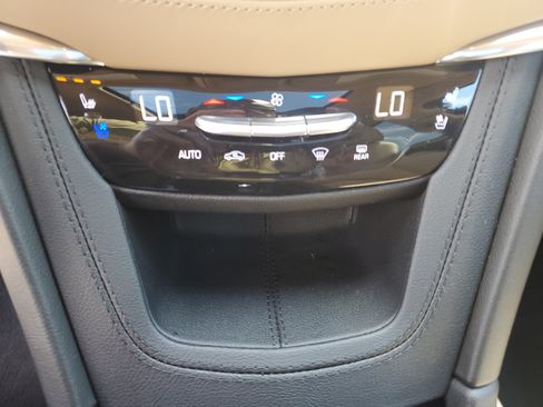 Used 2023 Cadillac XT5 Premium Luxury w/ Platinum Package AWD/4WD image 20