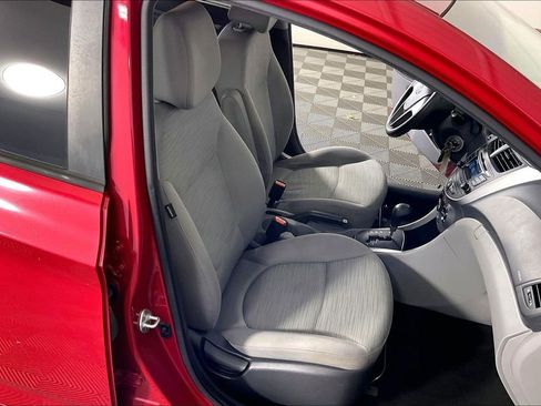 Used 2017 Hyundai Accent SE image 10