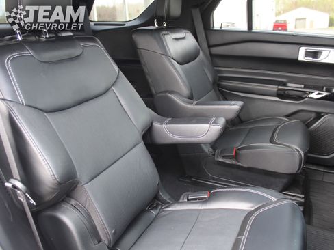 Used 2022 Ford Explorer ST w/ Equipment Group 401A image 27