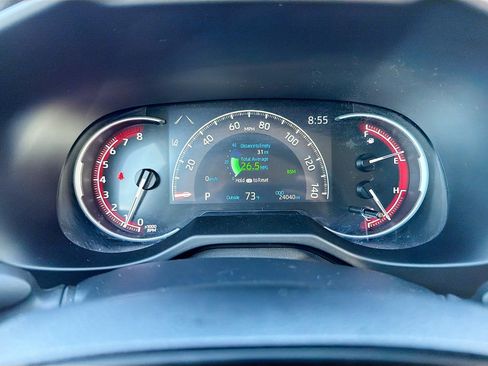 Used 2024 Toyota RAV4 XLE FWD image 37