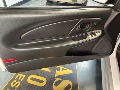 Used 2006 Chevrolet Monte Carlo SS w/ Convenience Package image 27