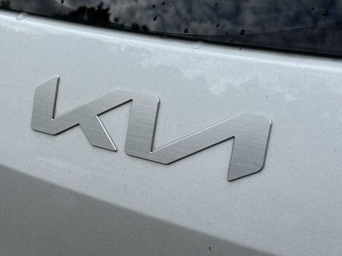 Used 2024 Kia EV9 GT-Line AWD/4WD image 10