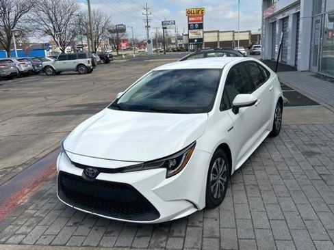 Used 2021 Toyota Corolla LE image 22
