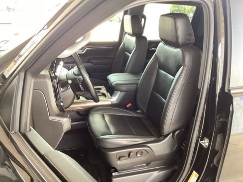 Used 2023 Chevrolet Silverado 1500 RST w/ Convenience Package II AWD/4WD image 32