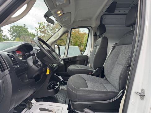 Used 2021 RAM ProMaster 2500 FWD image 11