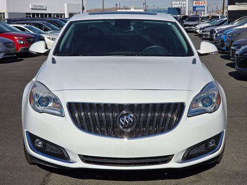 Used 2017 Buick Regal Sport Touring image 8