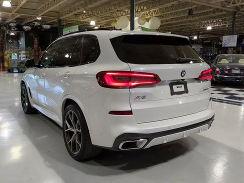 Used 2019 BMW X5 xDrive40i w/ M Sport Package AWD/4WD image 10