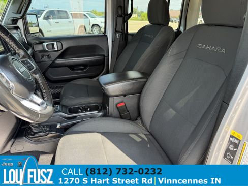 Used 2020 Jeep Wrangler Unlimited Sahara AWD/4WD image 16
