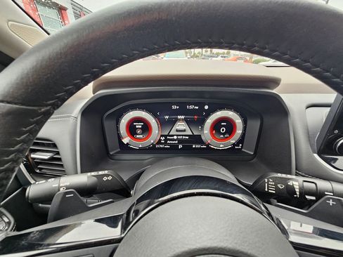 Used 2023 Nissan Rogue Platinum w/ Platinum Premium Package image 24