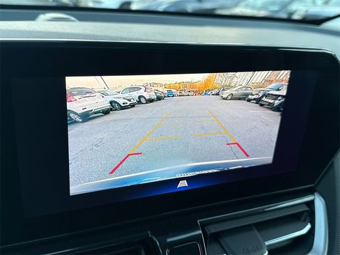 Used 2025 Chevrolet TrailBlazer LT image 22