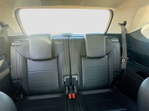 Used 2023 Volkswagen Atlas SE w/ Panoramic Sunroof Package image 27