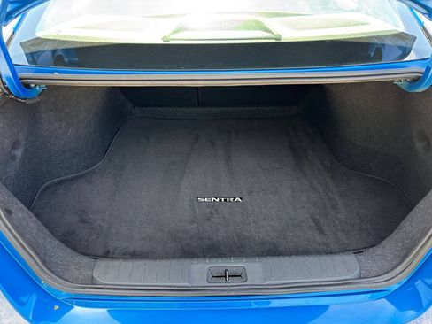 Used 2025 Nissan Sentra SV FWD image 22