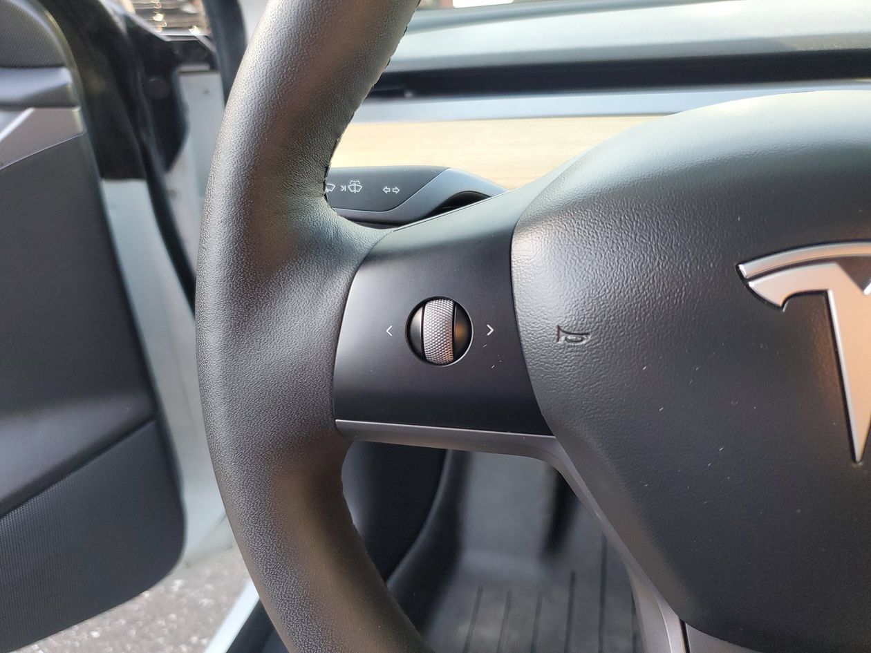 Used 2021 Tesla Model 3 Performance AWD/4WD image 28