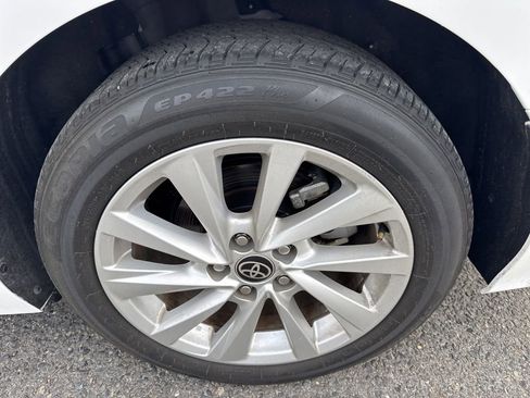 Used 2023 Toyota Camry LE image 10