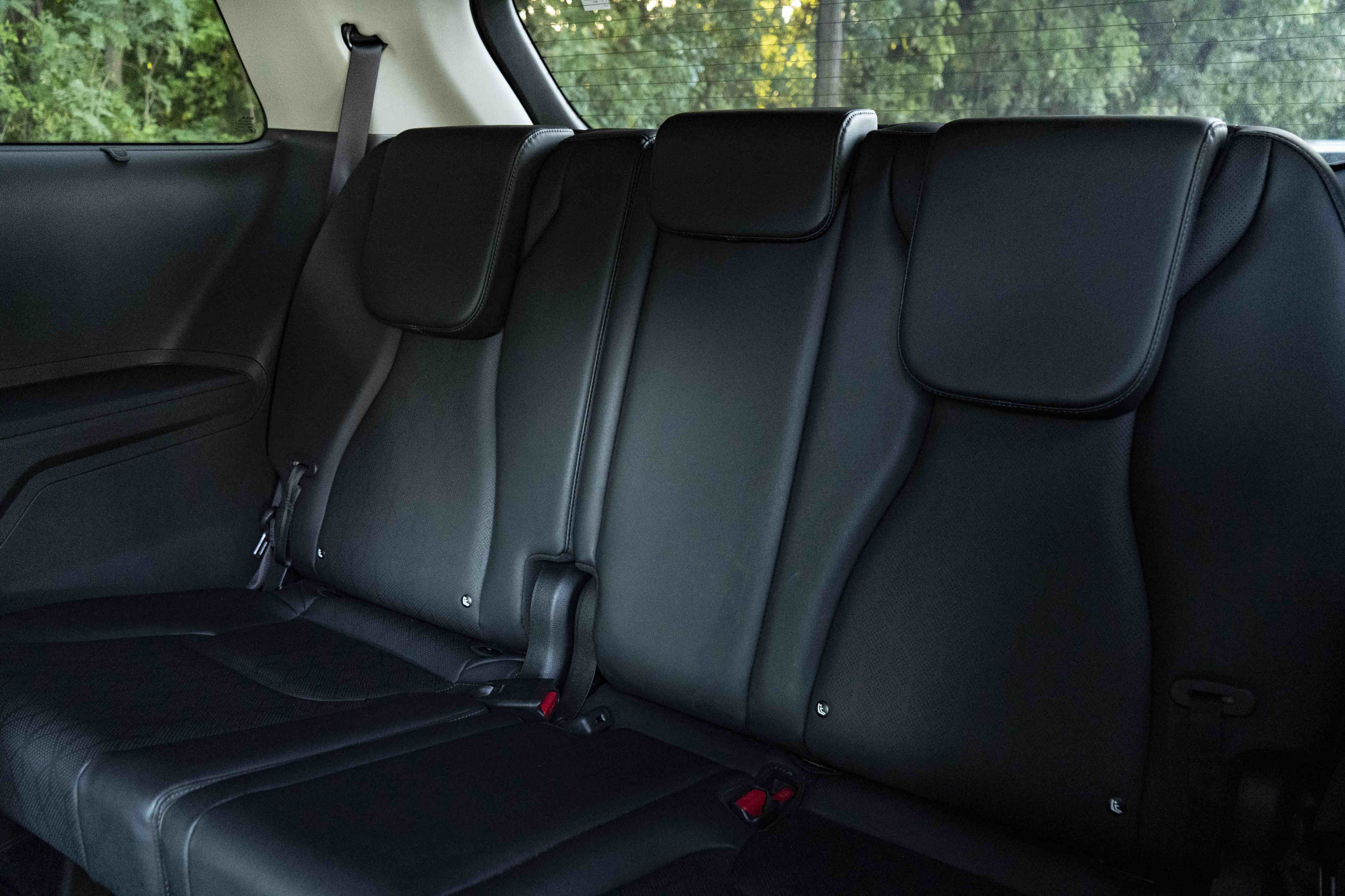 Used 2026 Kia Carnival SX w/ SX Dark Edition Package FWD image 19