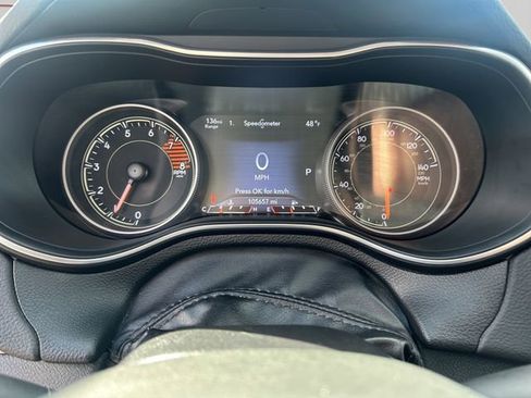 Used 2019 Jeep Cherokee Limited w/ Trailer Tow Group image 13