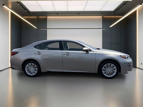 Used 2017 Lexus ES 350 w/ Accessory Package 2 FWD image 7
