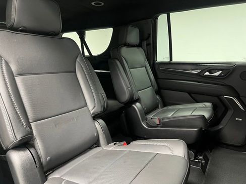 Used 2022 GMC Yukon XL Denali image 53