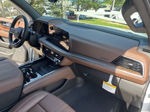 New 2026 Chevrolet Tahoe High Country AWD/4WD image 56