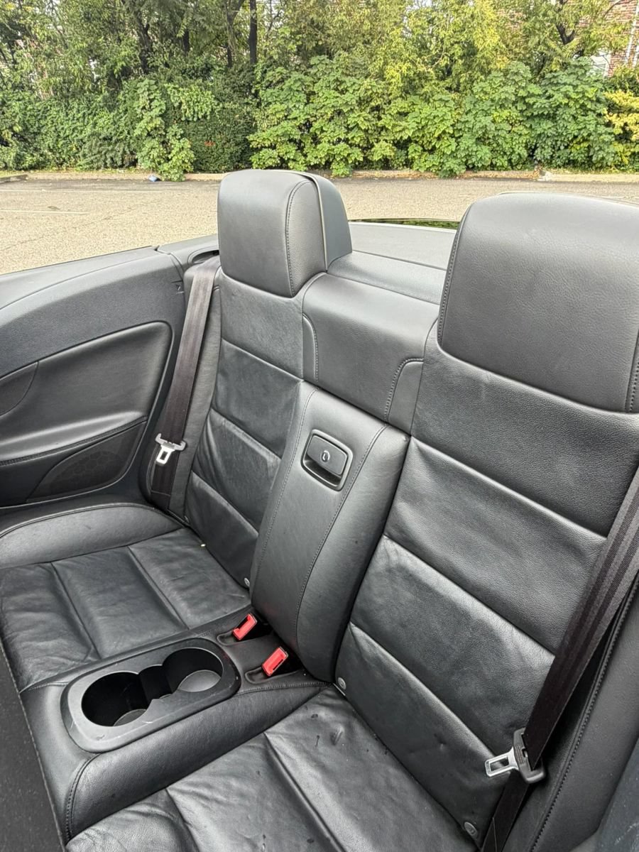 Used 2013 Volkswagen Eos Lux FWD image 16