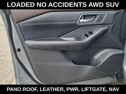 Used 2021 Nissan Rogue SL w/ Premium Package AWD/4WD image 16