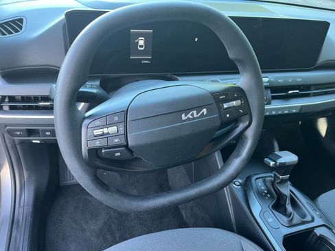 Used 2025 Kia K4 FWD image 27
