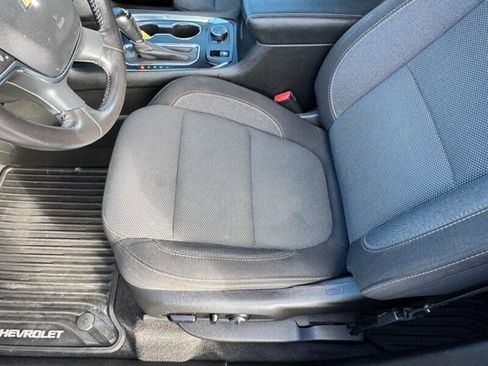 Used 2020 Chevrolet Traverse LT w/ Driver Confidence II Package image 18