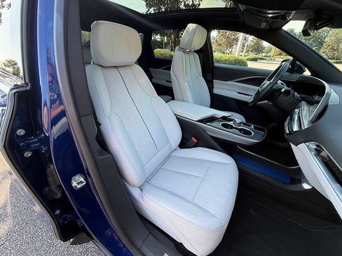 Used 2025 Cadillac Lyriq Sport RWD image 26