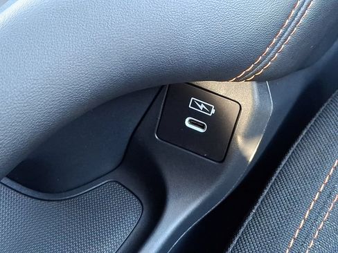 Used 2025 Honda HR-V Sport image 25