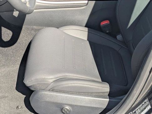 New 2026 Mercedes-Benz C 300 Sedan image 4