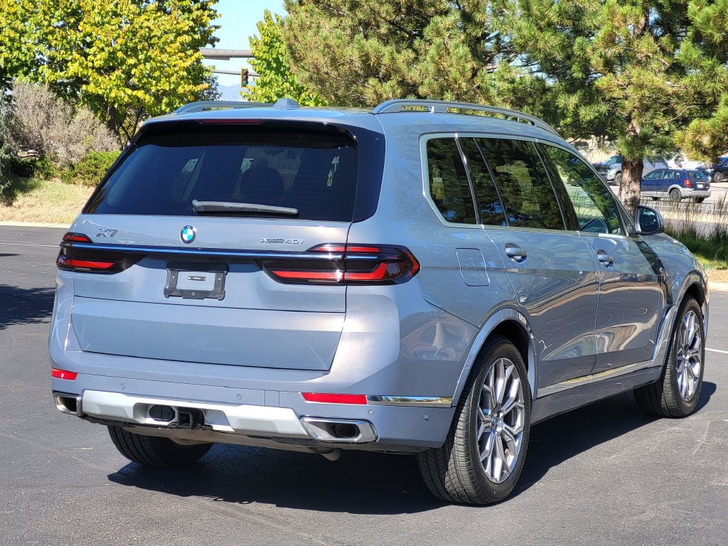 Used 2024 BMW X7 xDrive40i w/ Premium Package AWD/4WD image 10