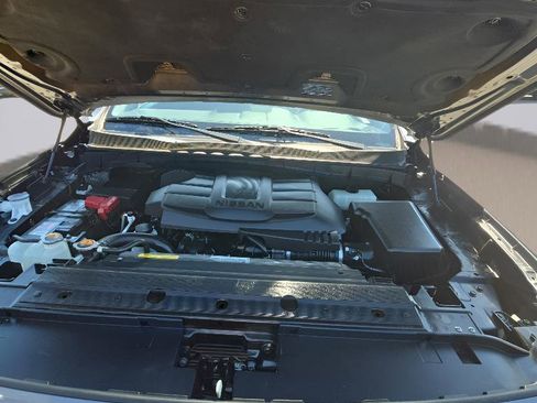 Used 2022 Nissan Titan SV w/ Accessory Utility Package RWD image 6
