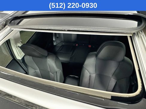 Used 2024 Subaru Outback Premium AWD/4WD image 27