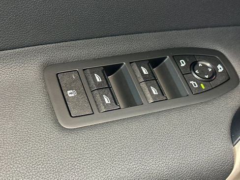 Certified 2024 BMW iX xDrive50 w/ Premium Package AWD/4WD image 13