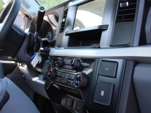New 2026 Ford F250 XL w/ XL Chrome Package AWD/4WD image 21