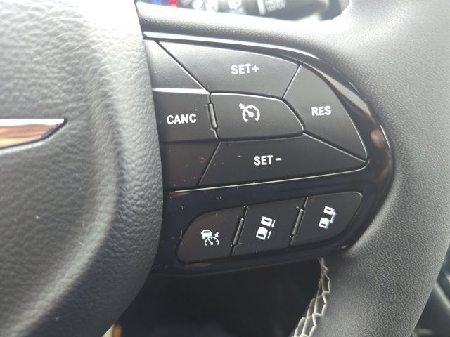 Used 2024 Chrysler Pacifica Limited w/ Uconnect Theater Family Group AWD/4WD image 25