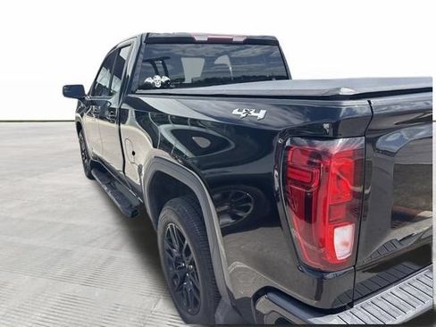 Used 2019 GMC Sierra 1500 Elevation w/ Elevation Value Package AWD/4WD image 4