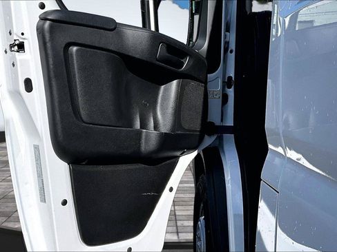 Used 2025 RAM ProMaster 1500 w/ Safety Group FWD image 23
