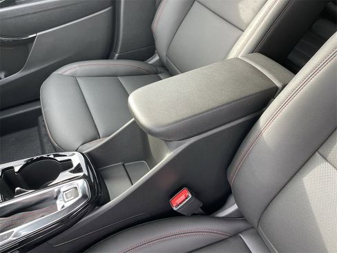 New 2026 Chevrolet Trax RS w/ Sunroof Package image 20