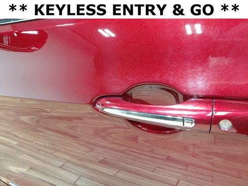 Certified 2019 Chrysler Pacifica Limited image 16