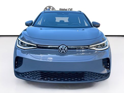 Used 2024 Volkswagen ID.4 S image 2