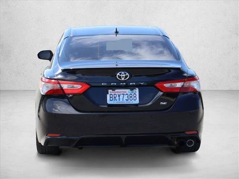 Used 2019 Toyota Camry SE FWD image 7