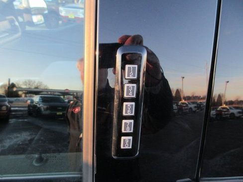 Used 2023 Ford F350 Lariat w/ Lariat Ultimate Package image 51